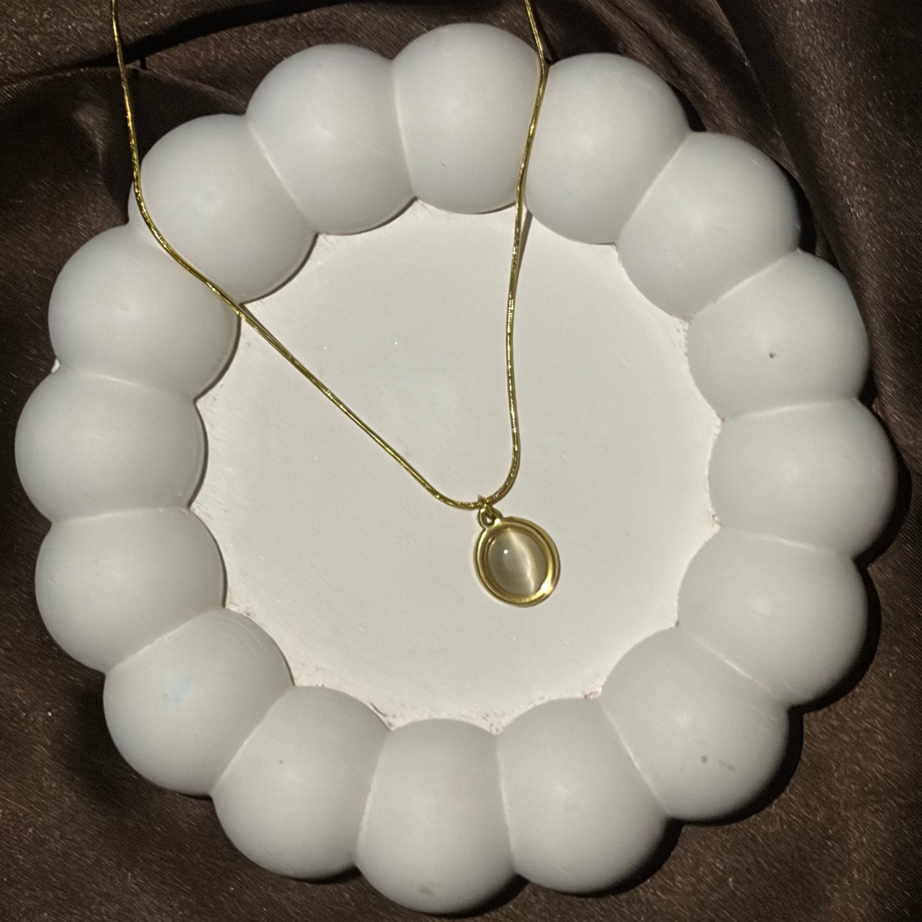 White stone pendant necklace